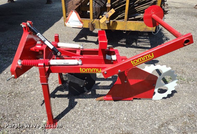 image for item DO5047 Tommy  silt fence plow