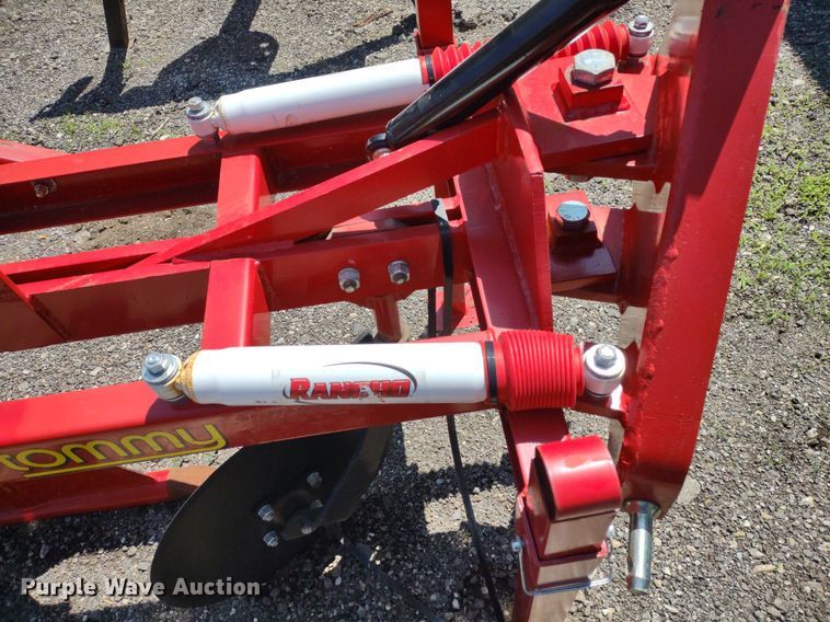 image for item DO5047 Tommy  silt fence plow