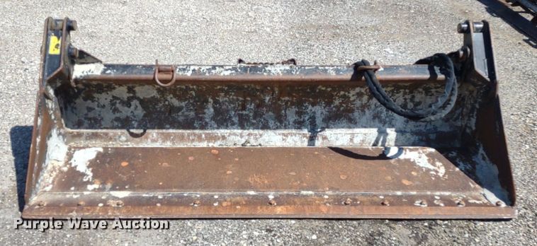 image for item DO5048 Caterpillar  4-in-1 skid steer bucket