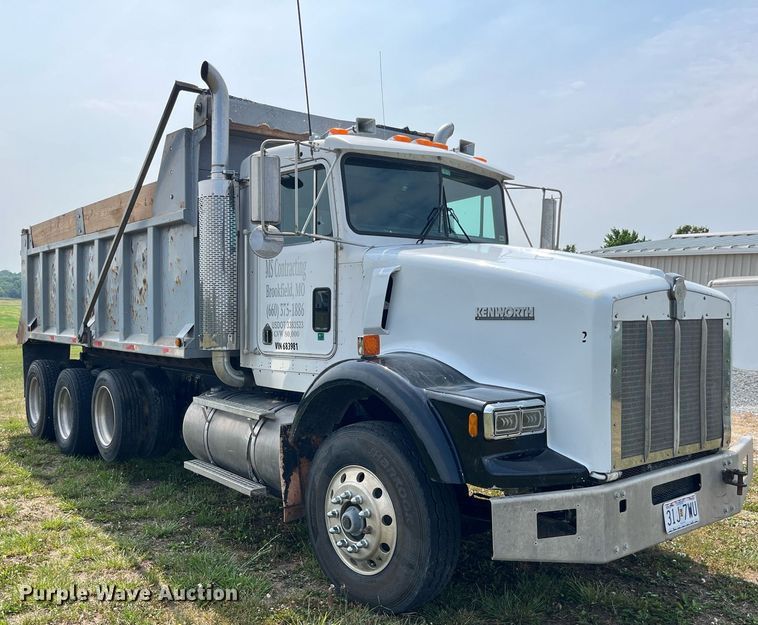 image for item DP0501 1996 Kenworth T800B  dump truck