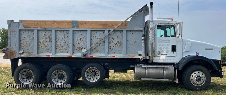 image for item DP0501 1996 Kenworth T800B  dump truck