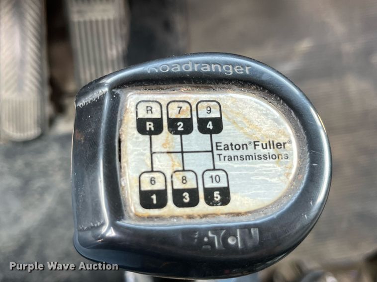 image for item DP0501 1996 Kenworth T800B  dump truck