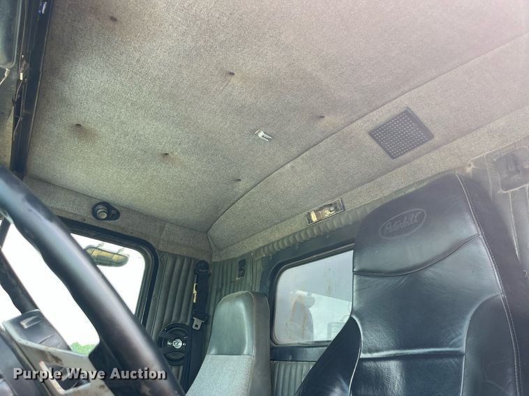 image for item DP0501 1996 Kenworth T800B  dump truck