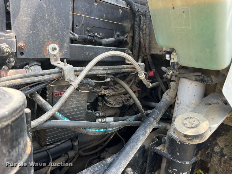 image for item DP0501 1996 Kenworth T800B  dump truck