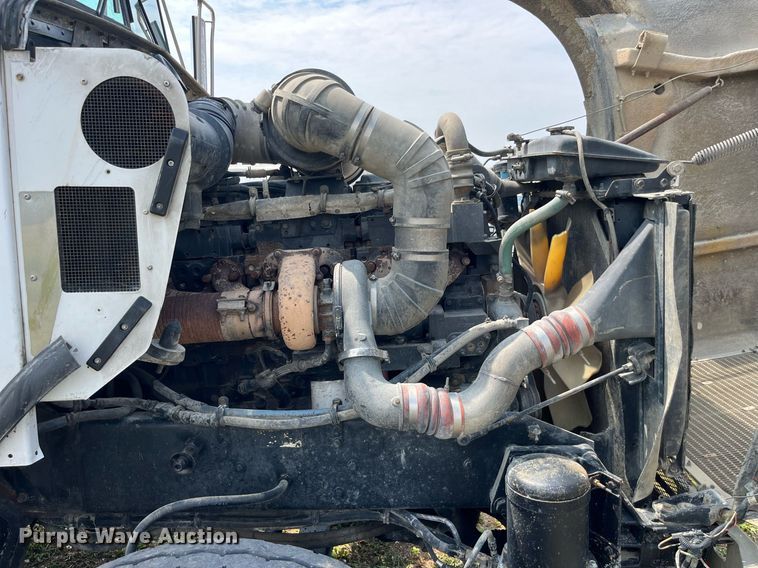 image for item DP0501 1996 Kenworth T800B  dump truck