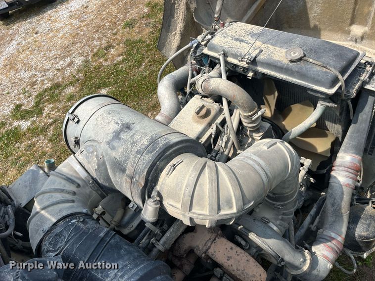 image for item DP0501 1996 Kenworth T800B  dump truck