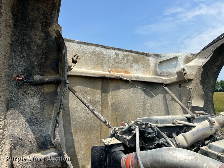 image for item DP0501 1996 Kenworth T800B  dump truck