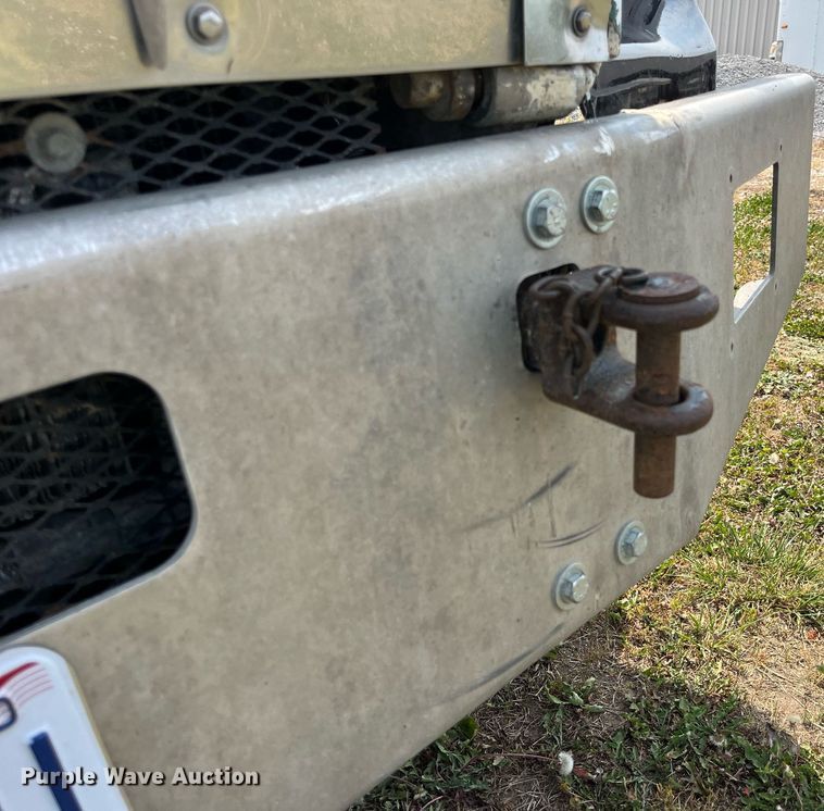 image for item DP0501 1996 Kenworth T800B  dump truck