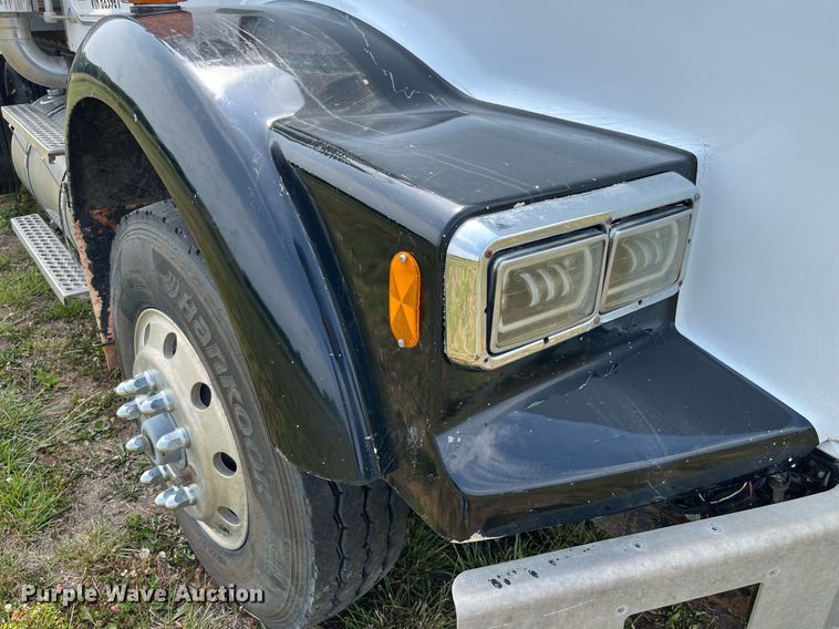 image for item DP0501 1996 Kenworth T800B  dump truck