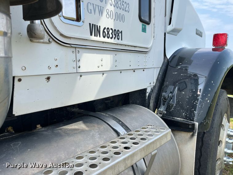 image for item DP0501 1996 Kenworth T800B  dump truck