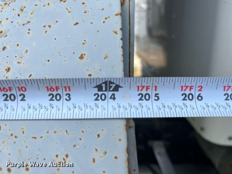 image for item DP0501 1996 Kenworth T800B  dump truck