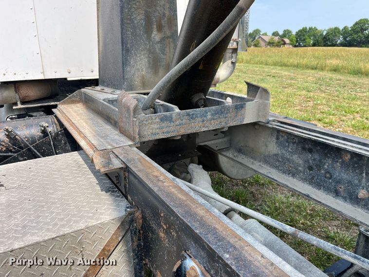 image for item DP0501 1996 Kenworth T800B  dump truck