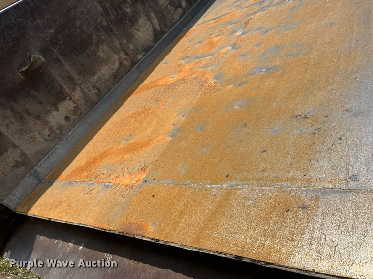 image for item DP0501 1996 Kenworth T800B  dump truck