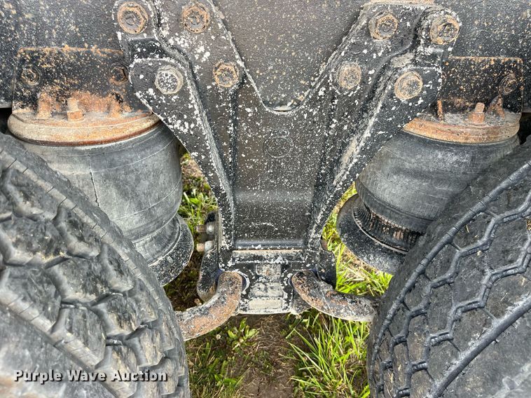 image for item DP0501 1996 Kenworth T800B  dump truck