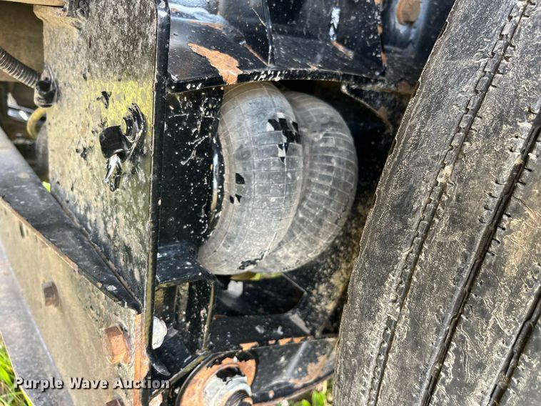 image for item DP0501 1996 Kenworth T800B  dump truck