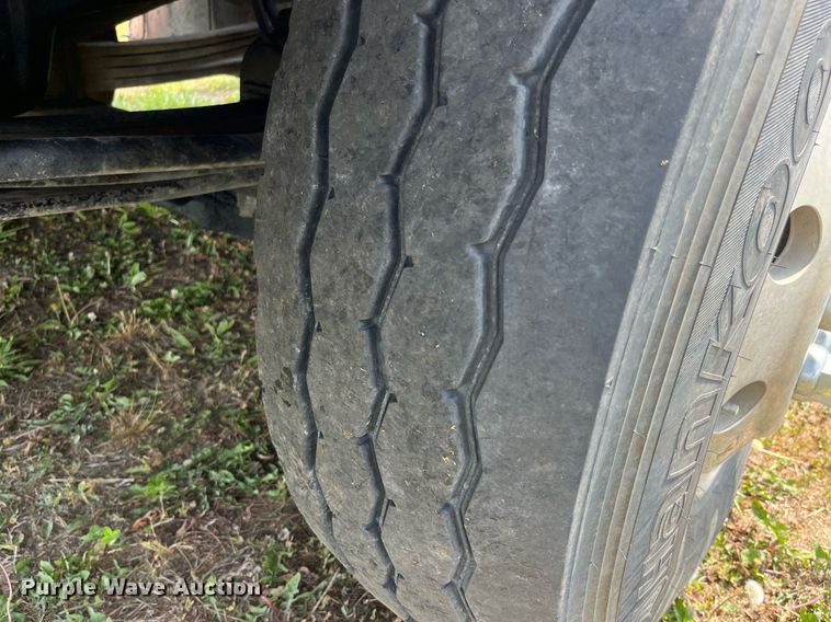 image for item DP0501 1996 Kenworth T800B  dump truck