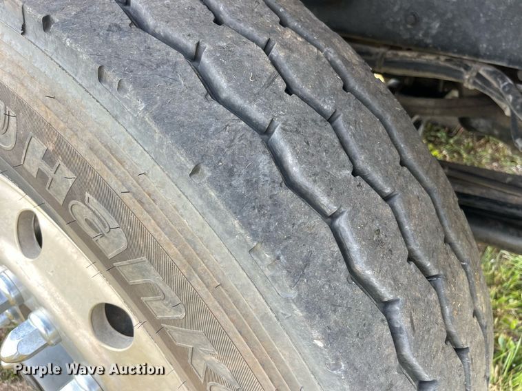 image for item DP0501 1996 Kenworth T800B  dump truck