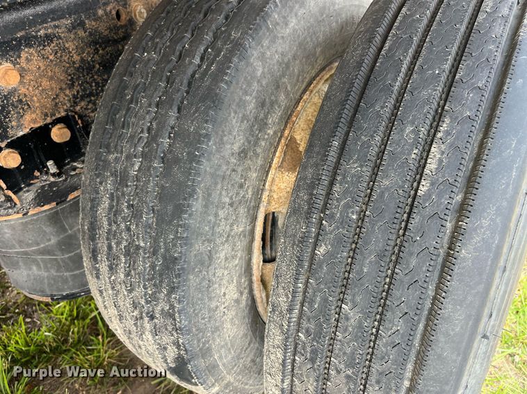 image for item DP0501 1996 Kenworth T800B  dump truck