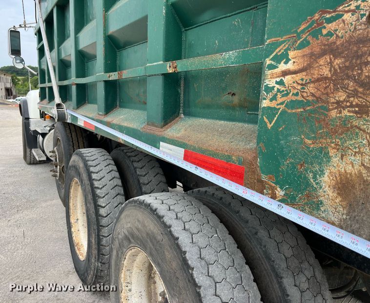 image for item DP0508 2005 Mack CV713  dump truck