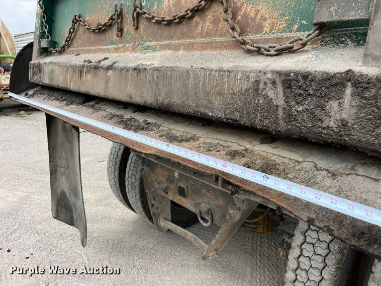 image for item DP0508 2005 Mack CV713  dump truck