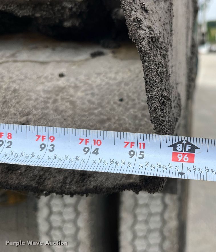 image for item DP0508 2005 Mack CV713  dump truck