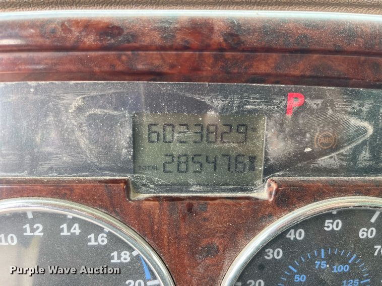 image for item DP0508 2005 Mack CV713  dump truck