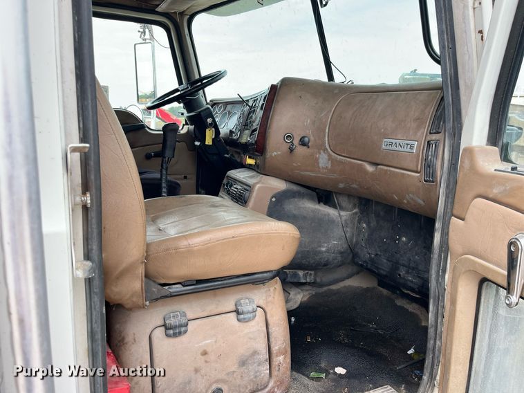 image for item DP0508 2005 Mack CV713  dump truck