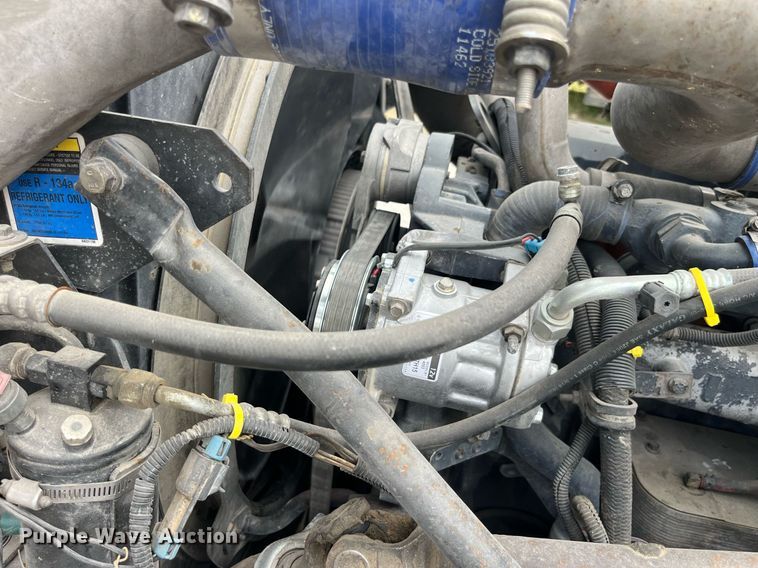 image for item DP0508 2005 Mack CV713  dump truck