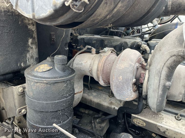 image for item DP0508 2005 Mack CV713  dump truck