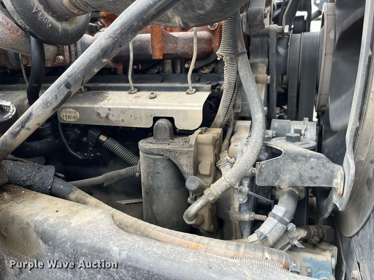 image for item DP0508 2005 Mack CV713  dump truck