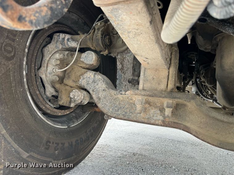 image for item DP0508 2005 Mack CV713  dump truck