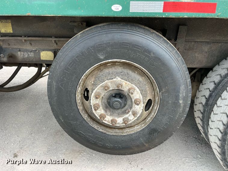 image for item DP0508 2005 Mack CV713  dump truck