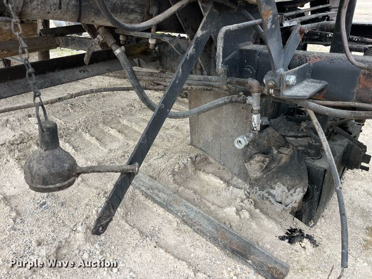 image for item DP0510 Etynre Black-Topper BT-HL  oil distributor tank bed