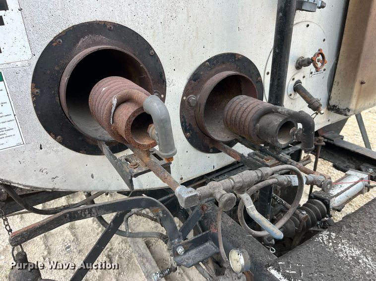 image for item DP0510 Etynre Black-Topper BT-HL  oil distributor tank bed