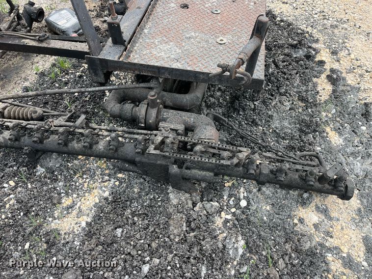 image for item DP0510 Etynre Black-Topper BT-HL  oil distributor tank bed