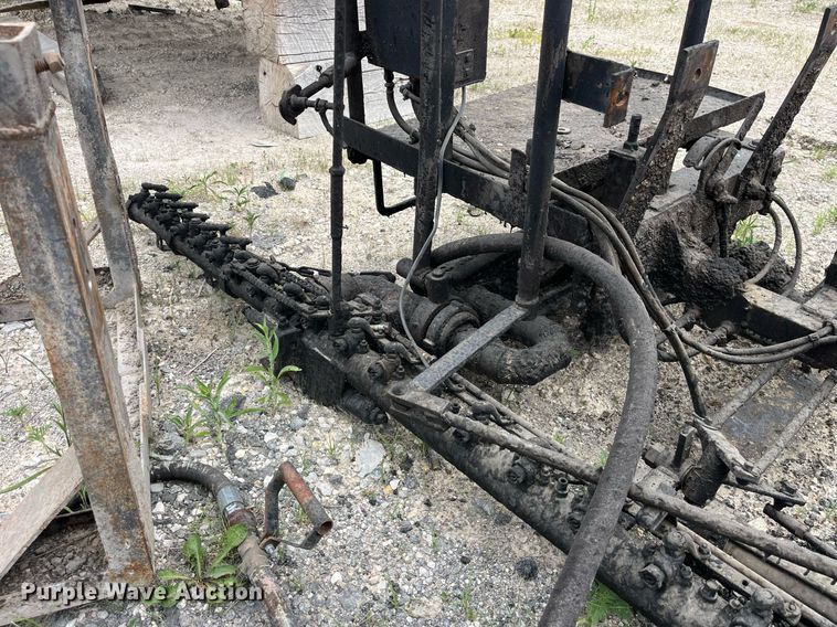 image for item DP0510 Etynre Black-Topper BT-HL  oil distributor tank bed