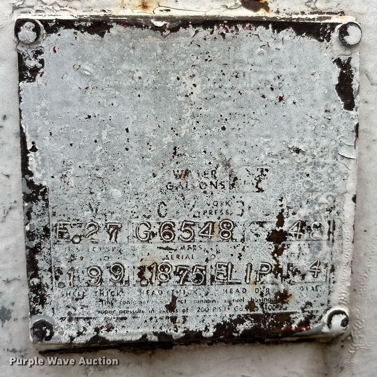 image for item DP0510 Etynre Black-Topper BT-HL  oil distributor tank bed