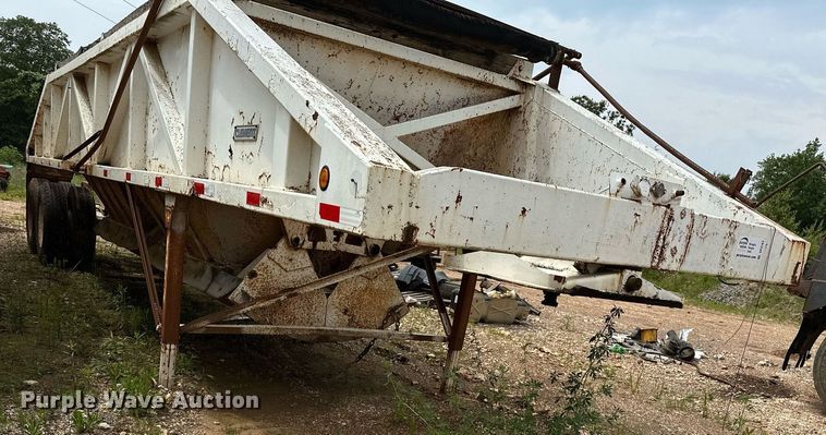 image for item DP3163 1998 Clement 3520BH  bottom dump trailer