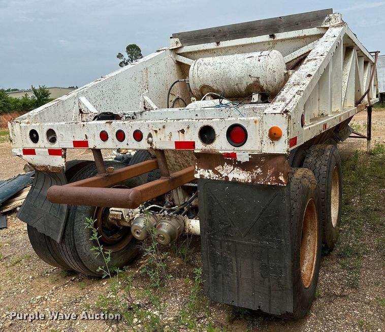 image for item DP3163 1998 Clement 3520BH  bottom dump trailer