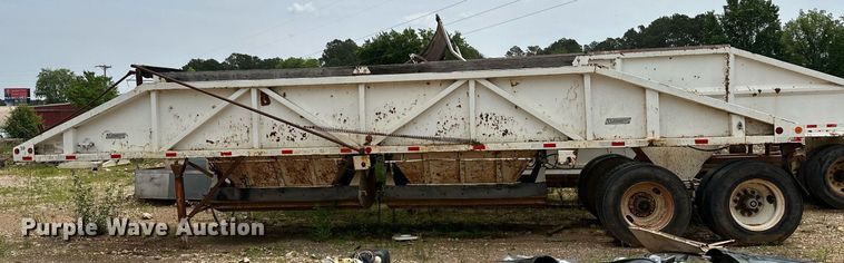 image for item DP3163 1998 Clement 3520BH  bottom dump trailer