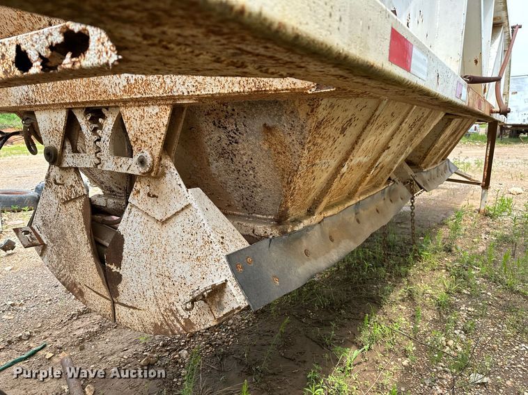 image for item DP3163 1998 Clement 3520BH  bottom dump trailer