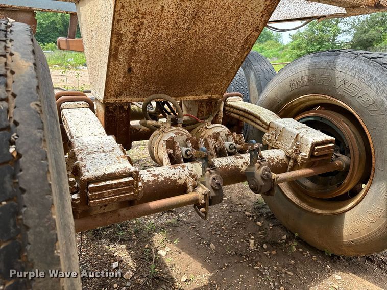 image for item DP3163 1998 Clement 3520BH  bottom dump trailer