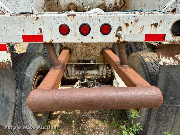 image for item DP3163 1998 Clement 3520BH  bottom dump trailer