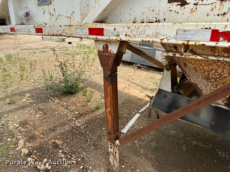 image for item DP3163 1998 Clement 3520BH  bottom dump trailer