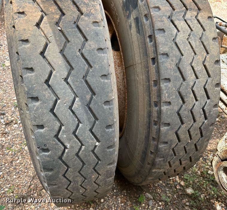 image for item DP3163 1998 Clement 3520BH  bottom dump trailer