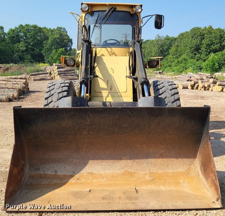 image for item DP5167 1987 Michigan L70  wheel loader