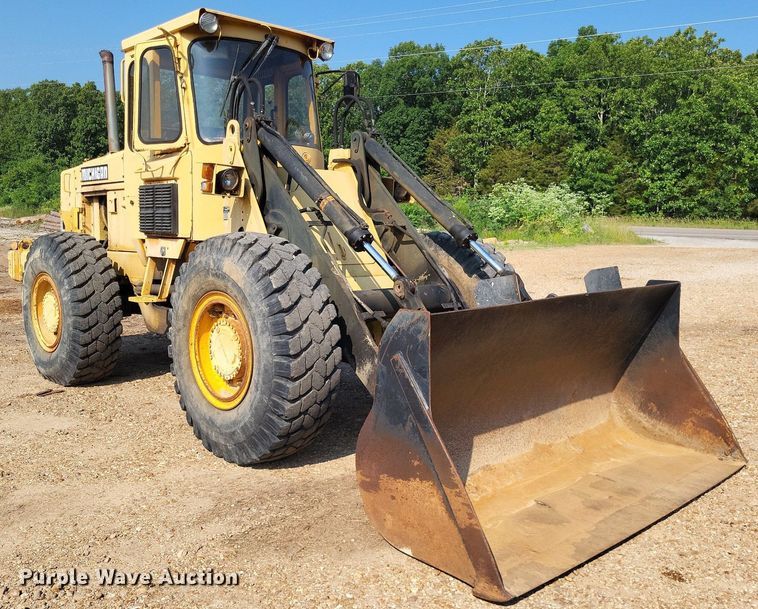 image for item DP5167 1987 Michigan L70  wheel loader
