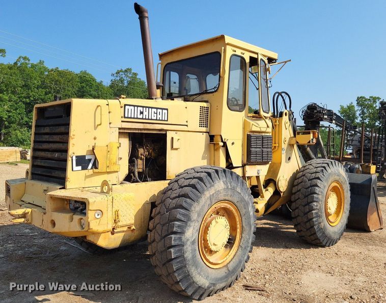 image for item DP5167 1987 Michigan L70  wheel loader