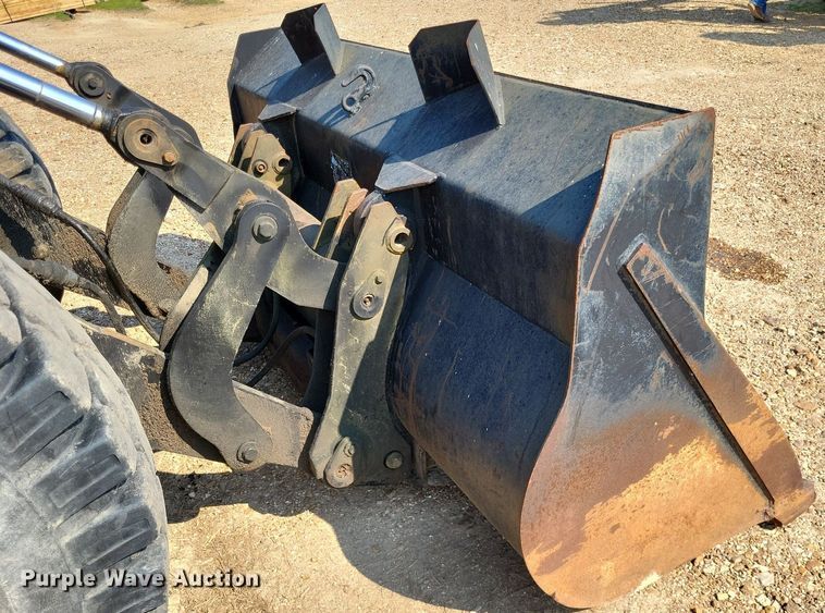 image for item DP5167 1987 Michigan L70  wheel loader