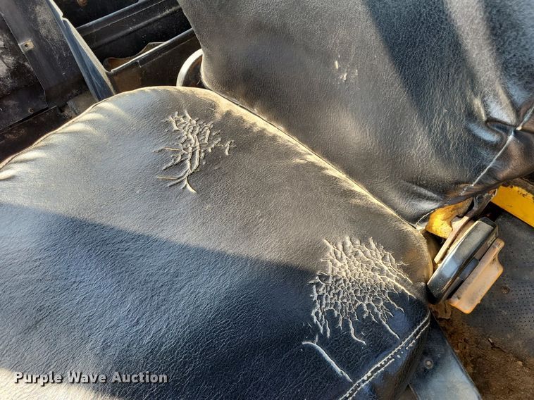 image for item DP5167 1987 Michigan L70  wheel loader